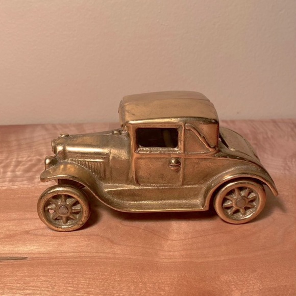 Vintage Brass Cast Ford/ Automobile Classic Car Model Decor - Picture 3 of 5